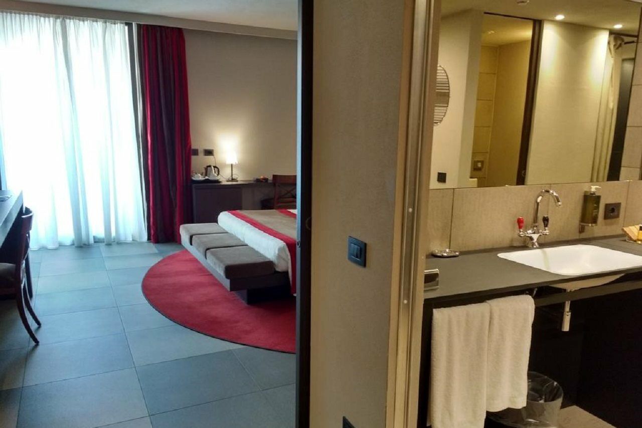 Ih Hotels Milano Ambasciatori Luaran gambar